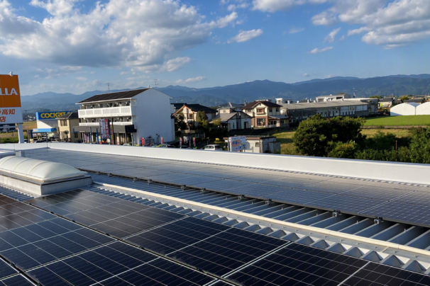 空港店_太陽光発電