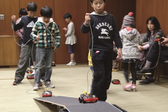 手作りハイブリッドカー3